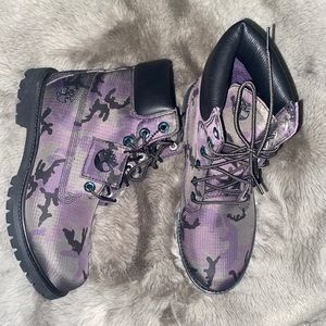 Timberland Women's 6" Premium Waterproof Boots